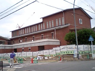 建設中の同志社中学校校舎