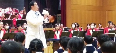 箕面自由学園小学校写真